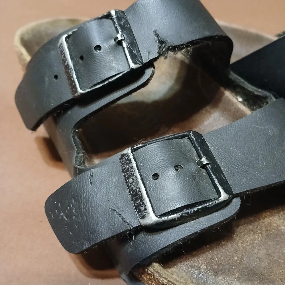 Birkenstock signs wear